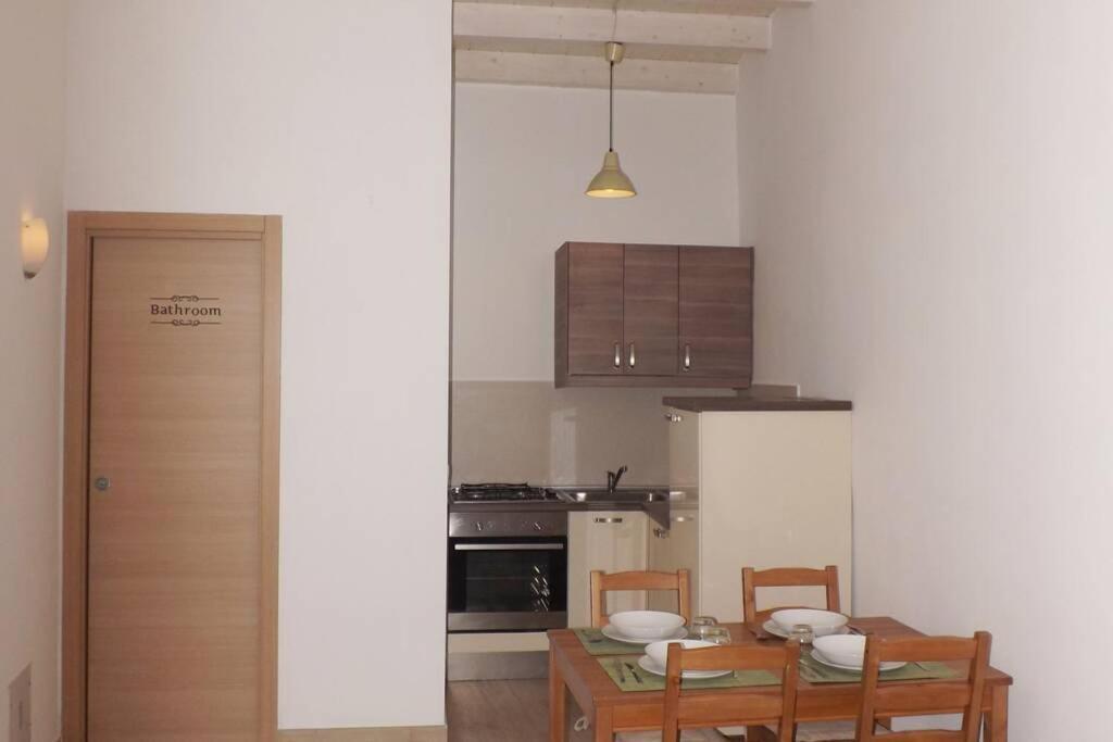 Casa Morola Monolocale Apartment Trani Exterior foto